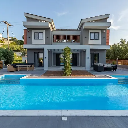 Assos Luxury Villa *